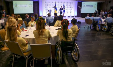 Награждение олимпийцев и паралимпийцев – участников Рио-2016