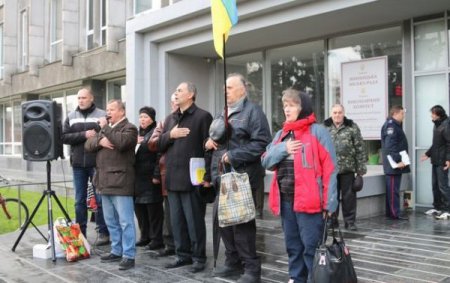 В Виннице  активисты провели "Тарифный митинг"