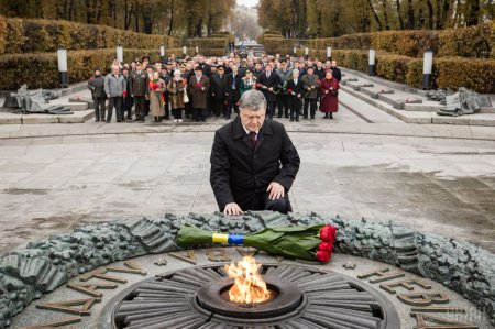 в Киеве отметили 72-ю годовщину освобождения Украины от нацистов