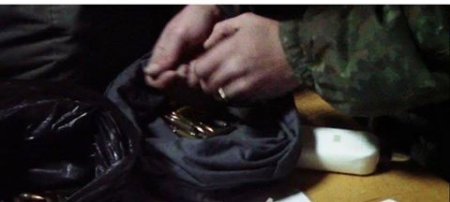 Задержали мужчину с сумкой гранат, который собирался в  Киев