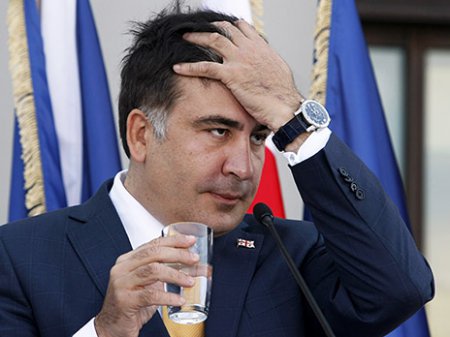 Саакашвили заявил, что Порошенко ранее предлагал ему кресло премьера