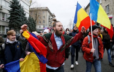Митинги в Молдове против избрания президентом пророссийского кандидата