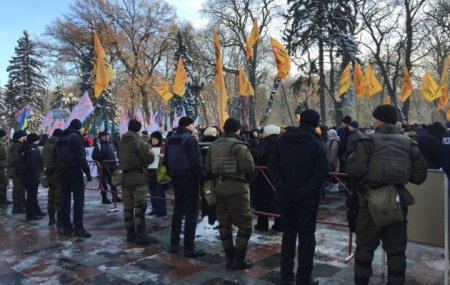 Митинги в центре Киева