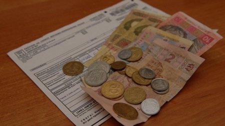 Как выжить украинцам, если их доход равен цифре в платежках  
