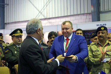 Украинские предприятия получили оборонзаказ от Пакинстана на $600 млн