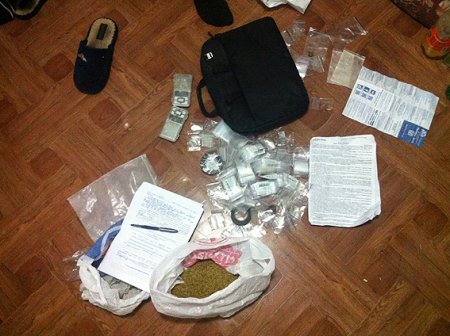 Полиция изъяла у злоумышенников, организовавших международный канал поставки, наркотиков на 7 млн грн