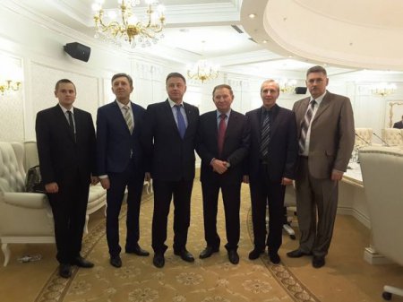 Экс-президент Кучма предостерегает от создания «замороженного конфликта» на Донбассе и выступает за продолжение минского процесса