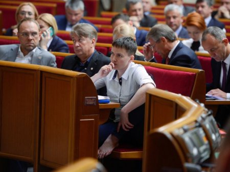 «Батькивщина» официально исключила Савченко