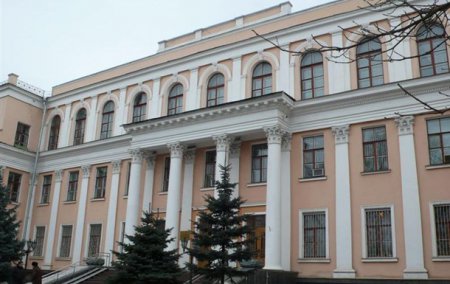 В Киеве заминировали здание Минобразования