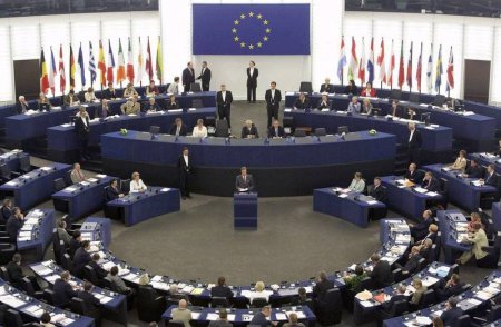 Европарламент голосует за украинский безвиз 6 апреля