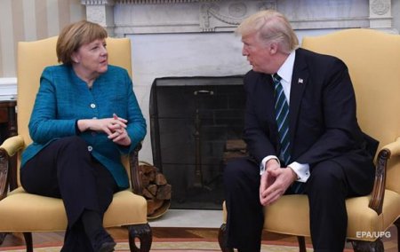 Трамп и Меркель обсудили Украину
