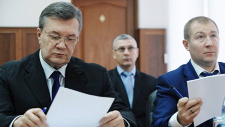 Дело Януковича: Уволился один из судей, который должен был рассматривать