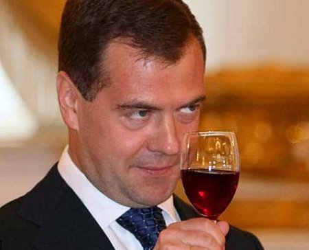 За поздравления медведева с За поздравления медведева с