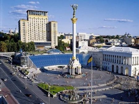 В центре Киева начинаются массовые мероприятия