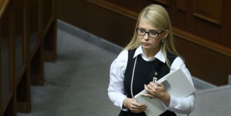 Тимошенко "вырвалась вперед" в предпочтениях электората