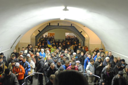 В четверг утром закроют метро "Майдан Независимости"