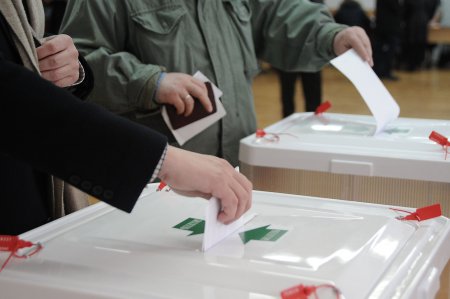 Итоги опроса: Украинцы провели бы в парламент 8 партий