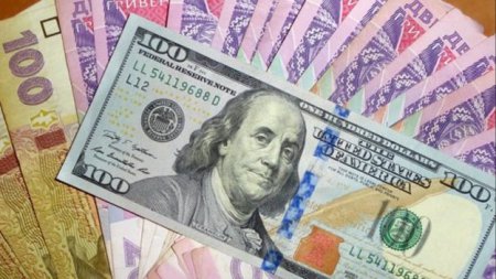 За неделю гривна укрепилась к доллару на 1,5%