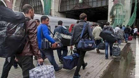 Украина изменила правила возвращения из-за границы: новый список "зеленых" и "красных" государств