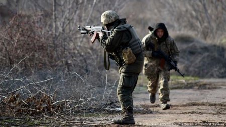 За сутки на Донбассе погибли 3 военных, еще 3 ранены
