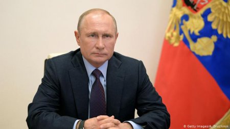 Путин может быть Президентом еще два срока