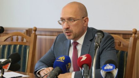 Премьер-министр Украины сообщил, что сейчас нет необходимости менять состав Кабмина