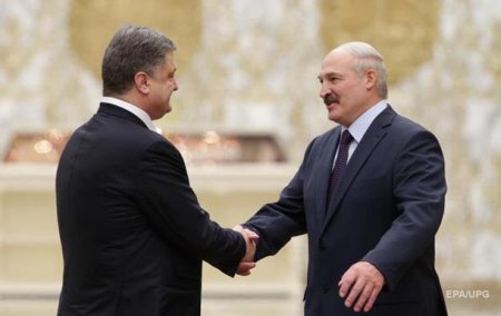 Порошенко извинился перед Лукашенко за инцидент с самолетом Белавиа