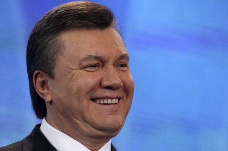 Допрос Януковича - самое "освещаемое" событие, 300 СМИ борются за "место под солнцем"