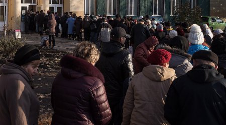 Рекордные очереди из киевлян «штурмуют» банки