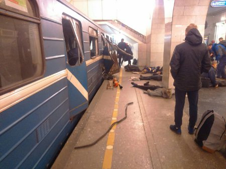 В метро Петербурга прогремел взрыв, есть жертвы