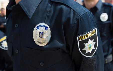 Полицейский обокрал Киевский суд