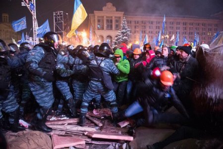 Горбатюк: Из-за "поправок Лозового" в УПК дела Майдана придется закрыть
