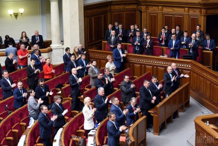 Сколько украинские топ-политики потратили на командировки